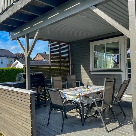 Sjarmerende Del Av Tomannsbolig Sentralt I