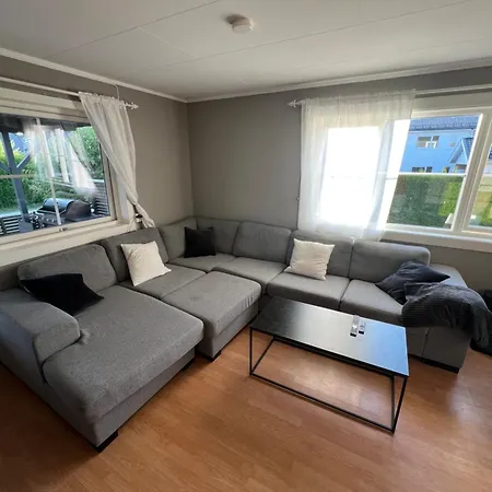 Sjarmerende Del Av Tomannsbolig Sentralt I Apartmán Horten